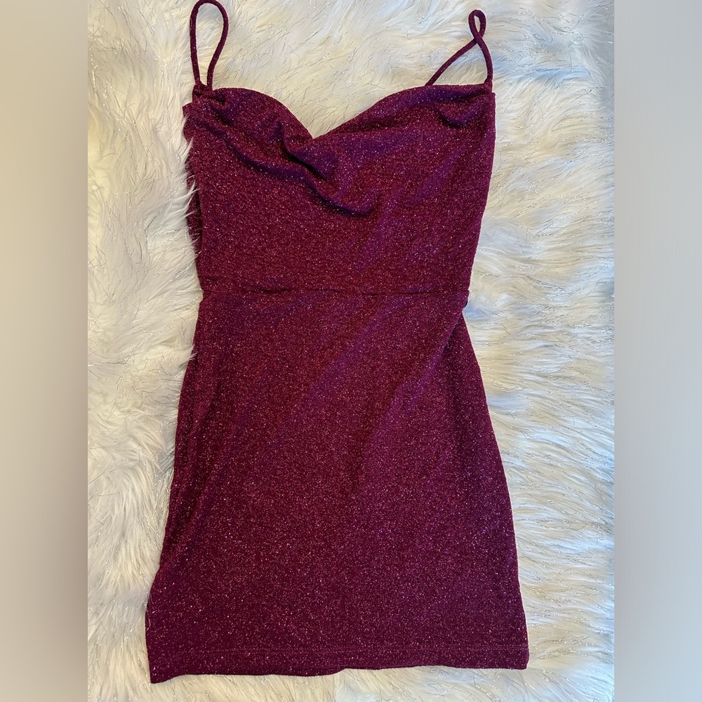 WINDSOR Magenta sparkle mini dress size medium